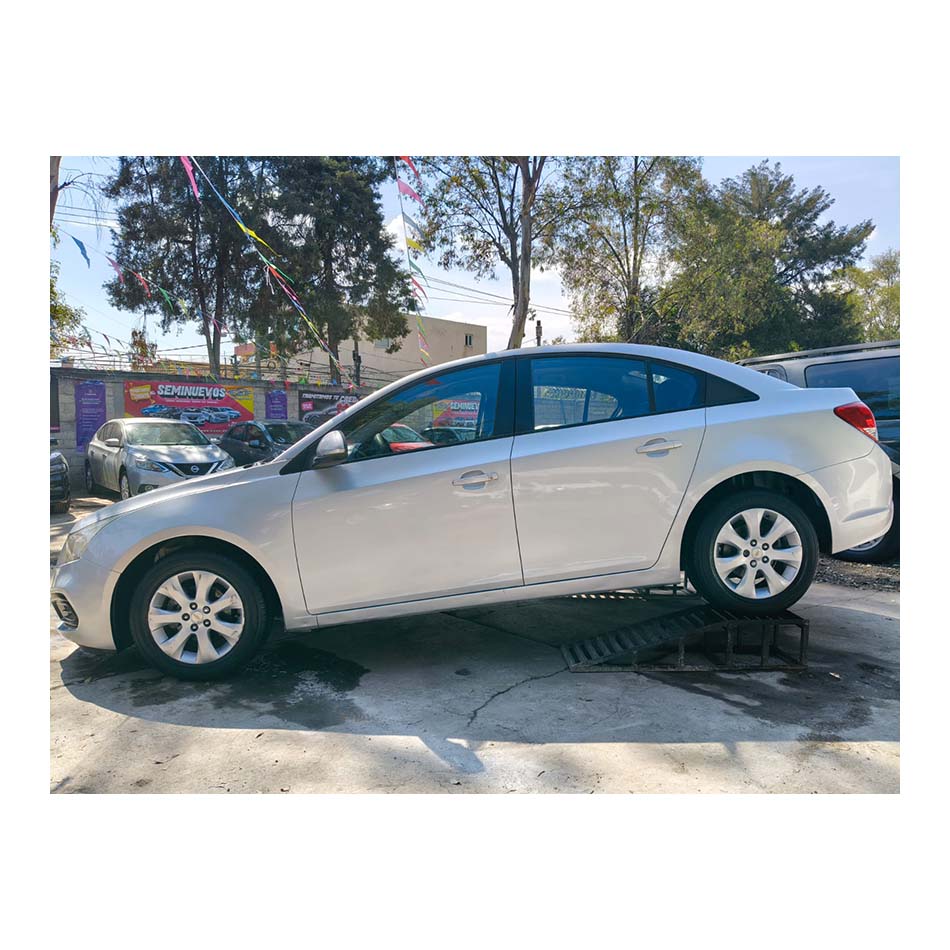 CHEVROLET CRUZE LS MANUAL